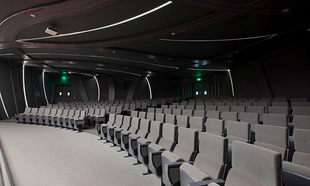 ashok-leyland-technical-center-auditorium6